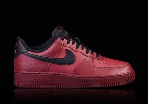 Nike Air Force 1 07 Team Red Pour €8500
