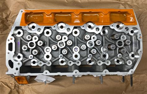 New Oem 2012 2019 Ford 67l Powerstroke Rh Cylinder Head Assembly Jc3q