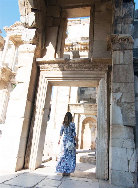 Learn everything you need to know before sending your letters and parcels to turkey. What To Wear In Turkey - Travel Outfit Inspo | Sydne Style