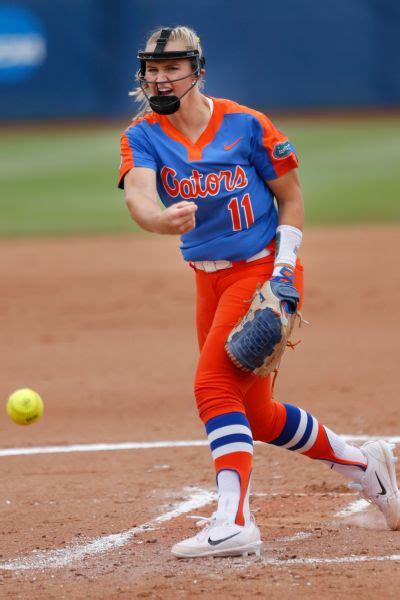 2021 women's college world series. 2018 NCAA softball preview -- Who stands in the way of ...