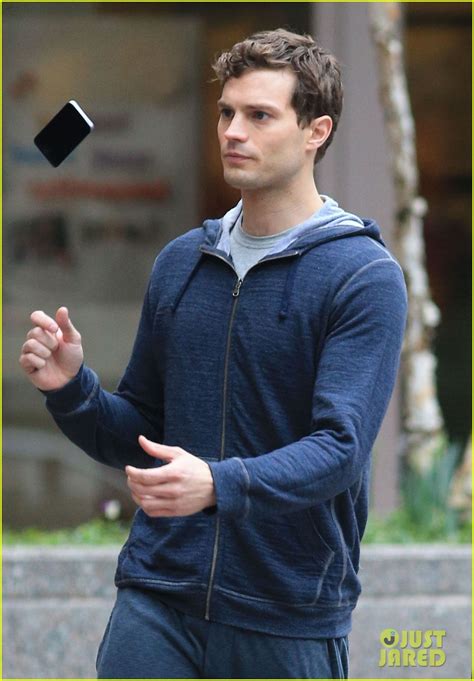 Jamie Dornan Runs In The Rain For Fifty Shades Of Grey Photo 3043904 Dakota Johnson Jamie