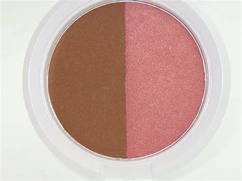 How to wear bronzer blusher youtube. NYX Bronzer & Blusher Combo Review & Swatches | Blusher ...