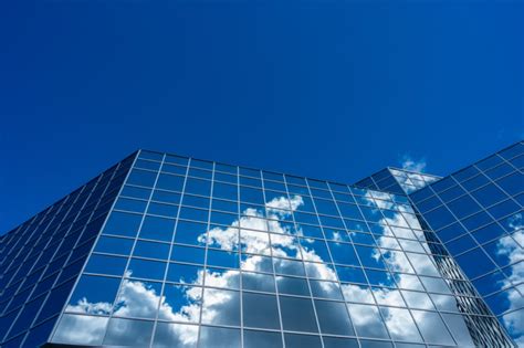 Free Clouds Reflecting On Curtain Wall Building Nohatcc