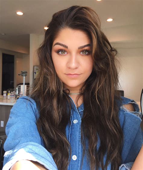 Andrea Russett Andrea Is 18 Years Old And She Is Single She Moved