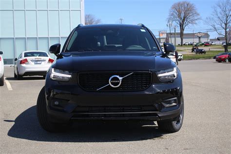 New 2020 Volvo Xc40 T5 R Design Compact Luxury Sport Utility In