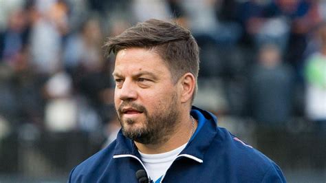 In this article we learn about how max caldas is trying to change the dutch men's team core values, and how he is creating a more positive mentality. Max Caldas, le coach des Pays-Bas: «Les hockeyeurs belges ...