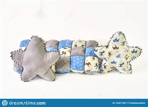 Seleziona la categoria in cui desideri effettuare la ricerca. Amazon Cuscini Di Piumino : 0-5 Anni Invernale Capispalla ...