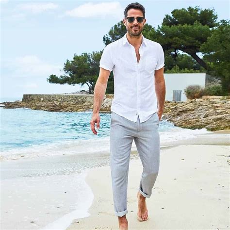 33 Best Beach Outfits For Men What To Wear At The Beach 2022