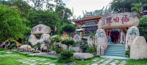 Fu lin kong temple is a buddhist temple in perak. ATTRACTIONS