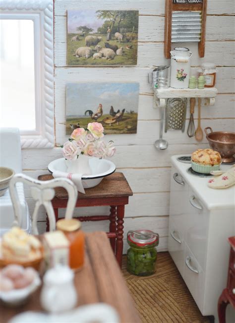 Farmhouse style kitchens have been steadily increasing in popularity over the past few years. Cynthia's Cottage Design: Farmhouse style kitchen...
