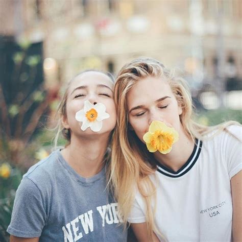 Brandy Melville On Instagram Brandyusa Babes Photoshoot Poses Bff Photography Best