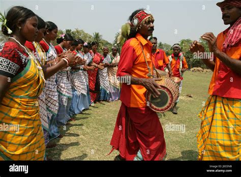 Tribal Dance Women Dancing Men Drums Birbhum Festival West Bengal