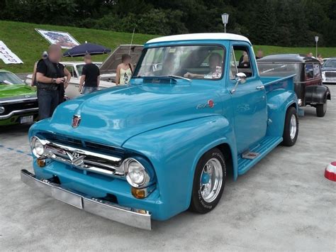 Ford Pickup | Ford F-100 Pickup Truck der zweiten Generation, gebaut