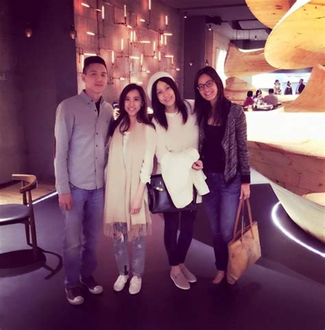 The site owner hides the web page description. 范范稱呼賢伉儷 劉容嘉婚了？ - 自由娛樂