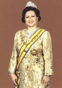 After the 2008 elections, he appointed bintong assemblyman datuk dr md isa sabu instead of datuk seri shahidan kassim whom was recommended by datuk seri abdullah ahmad badawi.1. music for all: SENARAI YANG DI-PERTUAN AGONG MALAYSIA