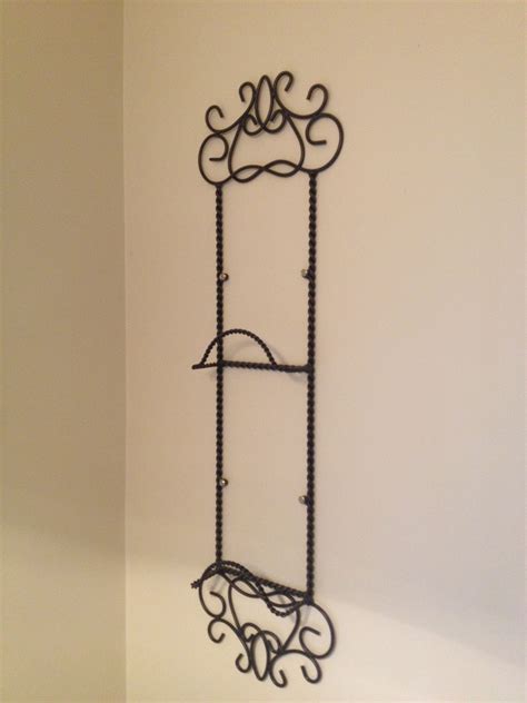 Southern Living at HOME Harrison Plate Rack holds your favorite dishes