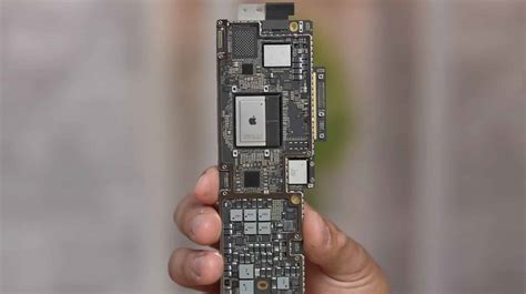 New Macbook Air Teardown Reveals The M2 Chip In All Its Glory