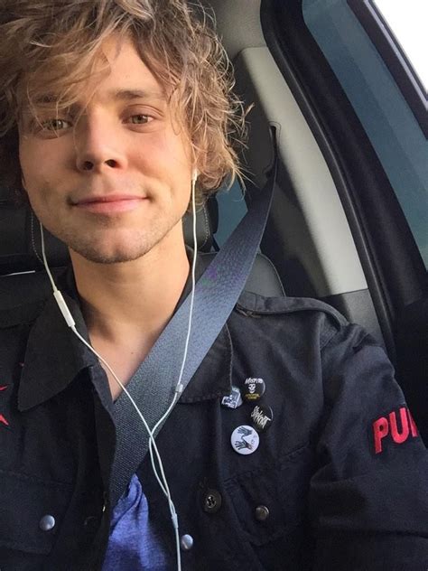 New Cutie Alert Ashton Irwin 5sos Ashton 1d And 5sos Five Seconds