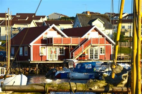 Karta & restider mindre än 50 m till havet säljkollen prisutveckling i sotenäs kommun liknande bostäder till salu. Sjömagasin i Väjern, nära Kungshamn (Fritidshus uthyres i ...
