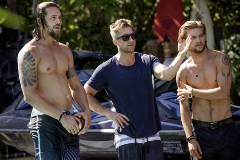 Animal Kingdom 37 Shirtless Tv Moments From 2016 That You Need To See
