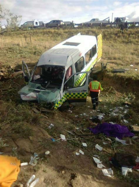 Six Die In Minibus Crash N6 In Eastern Cape