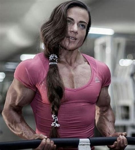 Pin By Marilu Jimenez On Prety Fitness Models Female Body Building Women Muscular Women