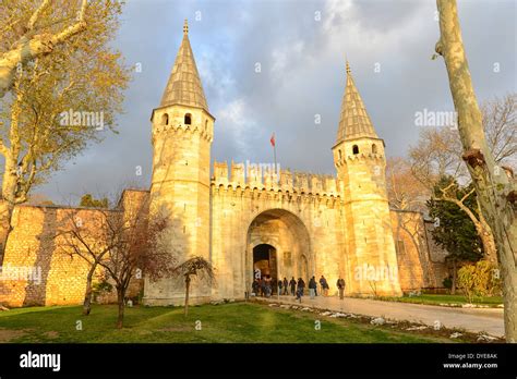 Gate Of Salutation Topkapi Palace In Istanbul Turkey Stock Photo Alamy
