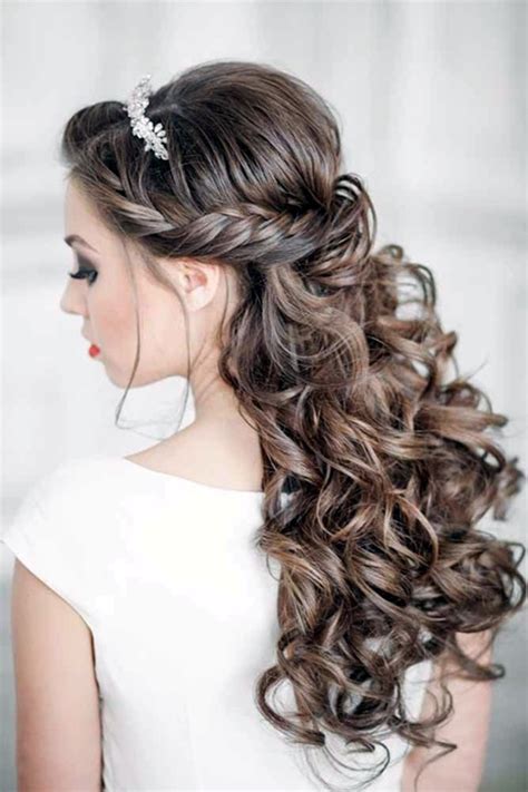 2016 Long Thick Hairstyles For Women