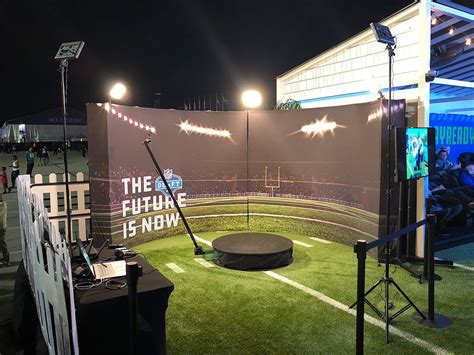 The game against the chargers offers the last look this season at rookie quarterback justin herbert, whose 28 passing touchdowns bettered mayfield's 27 (in 2018) for the most by a rookie in nfl. 360 Video Booth - 2018 NFL Draft - Sporting Event in ...