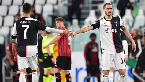 Coppa italia) هي مسابقة لأندية كرة القدم تقام سنوياً في إيطاليا. كأس إيطاليا: يوفنتوس إلى النهائي | الميادين