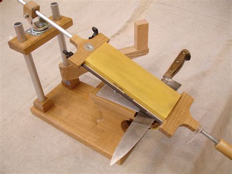 Save time + get expert recommendations collected from testing the most popular sharpeners. knife sharpening jig by Don Salter | Knife sharpening jig, Knife making, Knife grinding jig