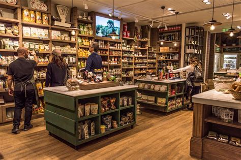 ''Yoleni's''. A concept store dedicated to Greek gastronomy in the