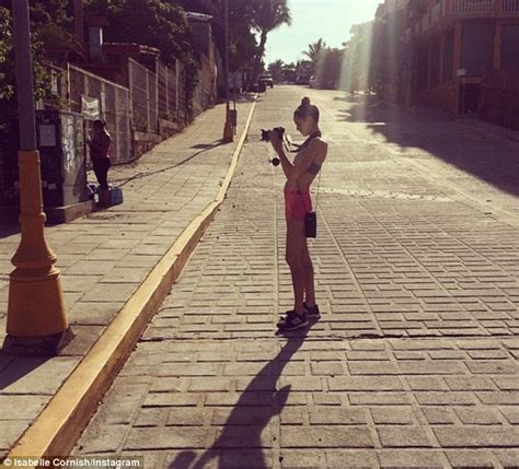Isabelle Cornish Flaunts Her Bikini Body While Traveling Through Central America Daily Mail Online