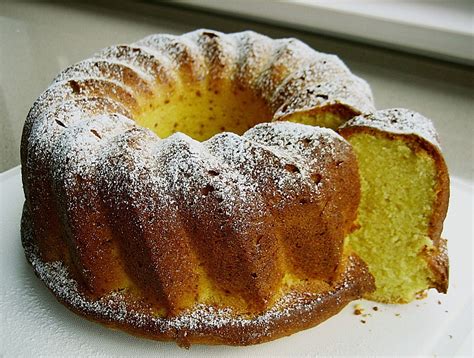 Dieser kuchen schmeckt richtig saftig und nussig. Ricotta - Vanille Kuchen von schokofant | Chefkoch