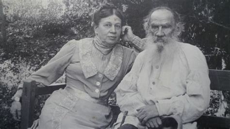 Lev Tolstoj In Jasnaja Poljana With His Wife Chagall Paintings Russian