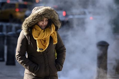 New York City Residents Weather Big Chill Wsj