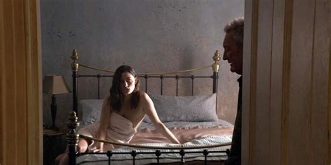 Phoebe Tonkin Naked Scene From Bloom Scandal Planet