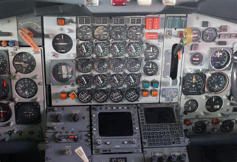 Boeing 707 Instrument Panel A Look Inside The Flight Deck Flickr