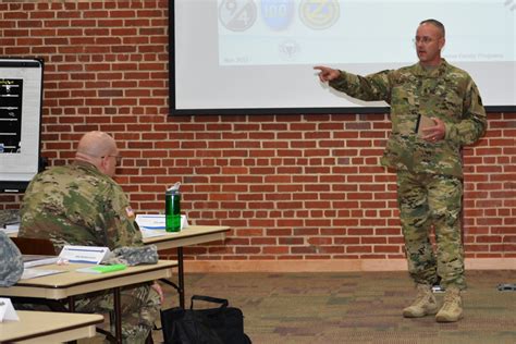 80th Training Command Frp Conducts Chain Of Command Training Article