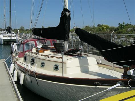 1980 Used Pacific Seacraft Orion 27 Cruiser Sailboat For Sale 34900