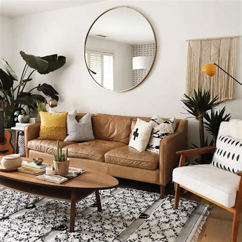 How To Decorate A Small Apartment Living Room All Around Moving
