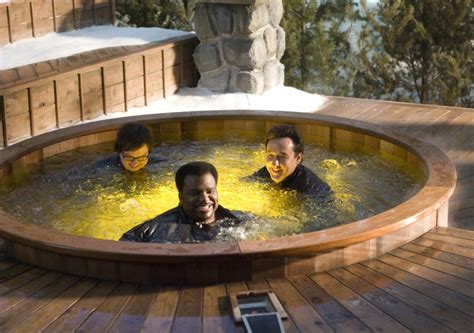 While both types of whirlpool tubs will provide a relaxing experience, depending on what you're looking for, you may prefer one above the other. Hot Tub - Der Whirlpool ... ist ne verdammte Zeitmaschine ...