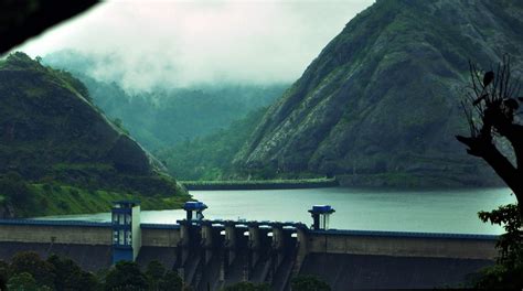 Keralas Idukki Dam Opened After 26 Years As Water Rises To Dangerous
