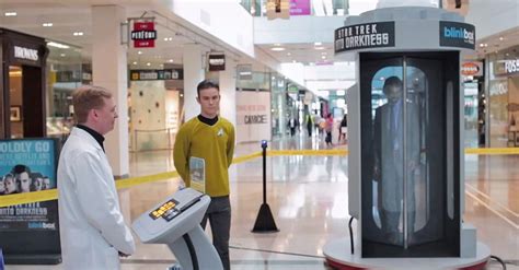 Star Trek Teleportation Prank Confuses Mall Shoppers Video