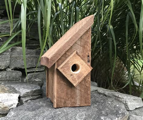 Barnwood Birdhouse Plans How To Build A Rustic Handcrafted Birdhouse