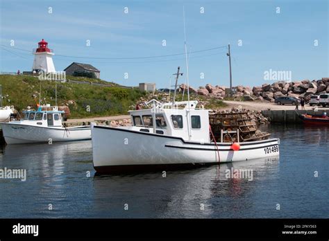 Commercial Lobster Boat Hi Res Stock Photography And Images Alamy