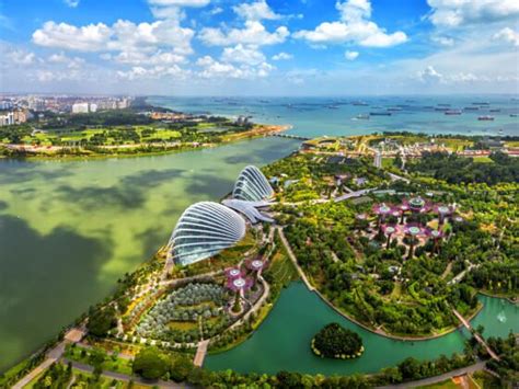 7 Beautiful Parks In Singapore For Your 2023 Trip