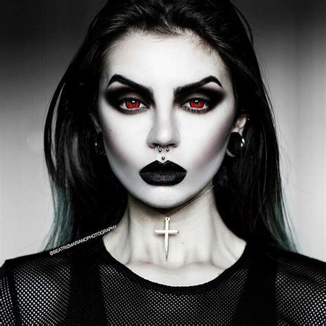 Beatriz Mariano Vampire Makeup Witch Makeup Halloween Makeup Scary Maquillaje Halloween Goth