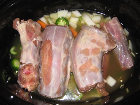 Cover and allow the water to simmer into a boil. Recipe For Turkey Necks In A Crock Pot | Besto Blog