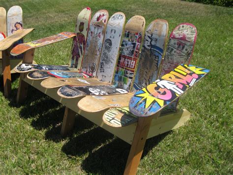 23 Cool Ways To Repurpose Old Skateboards Skateboard Furniture